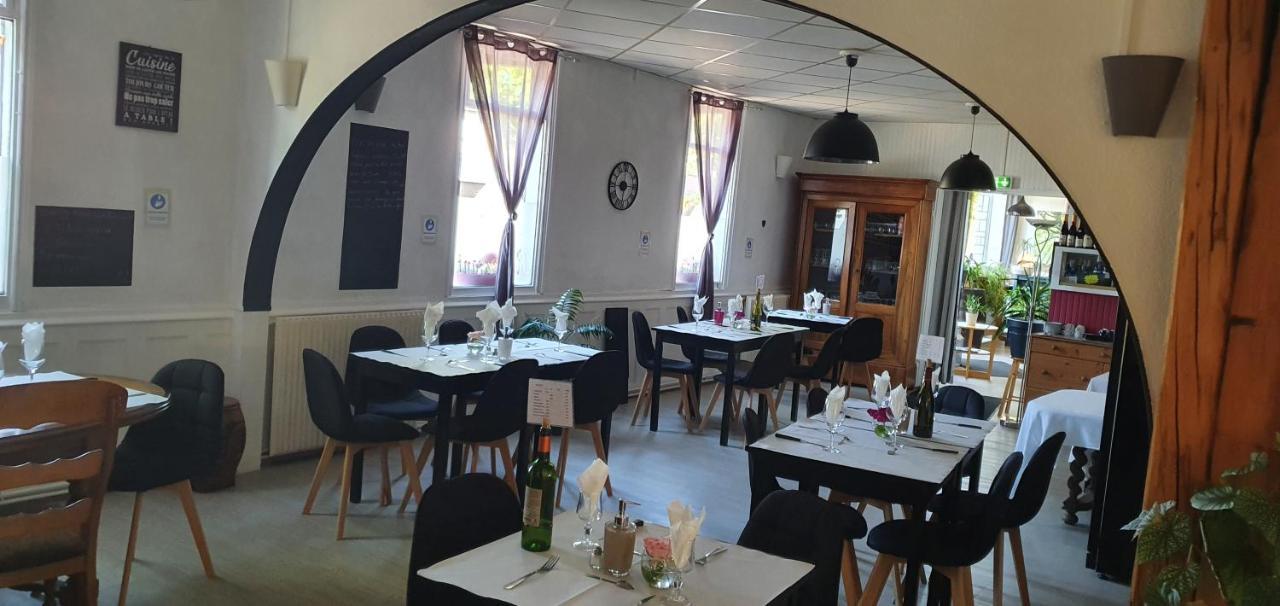 Hotel Restaurant Du Commerce Пуленвиль Экстерьер фото