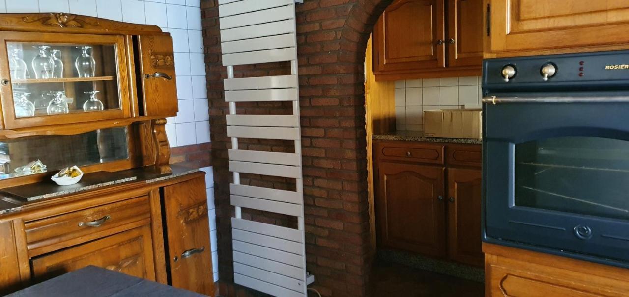 Hotel Restaurant Du Commerce Пуленвиль Экстерьер фото