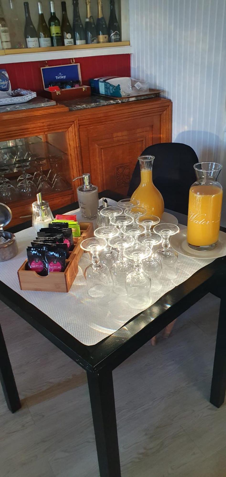 Hotel Restaurant Du Commerce Пуленвиль Экстерьер фото